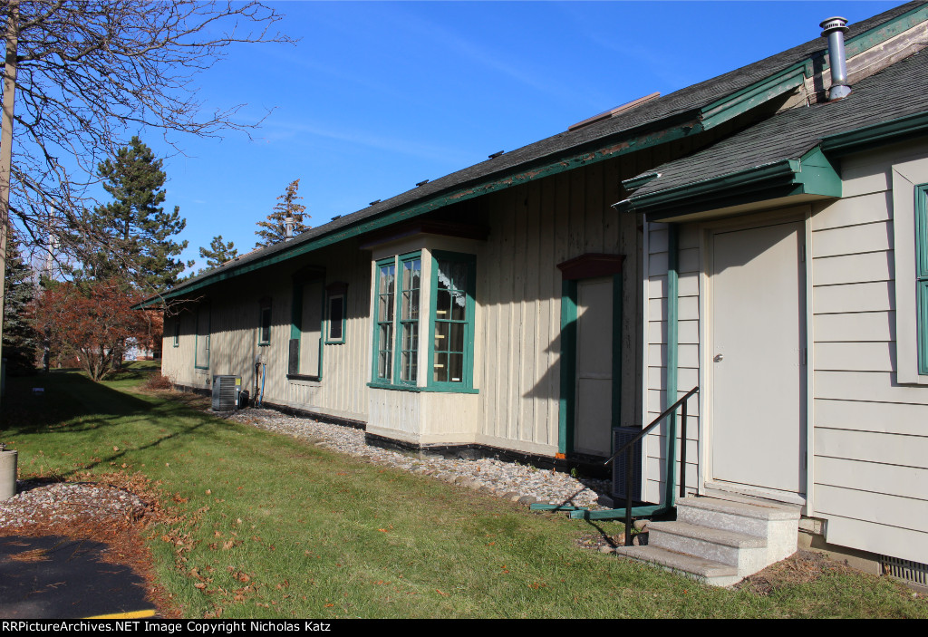 Grand Blanc PM Depot